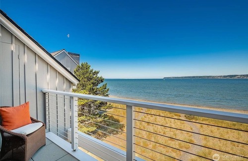 Blaine Condominio | Waterfront Escape on Semiahmoo Spit – 3BR/2.5BA Condo with Panoramic Views