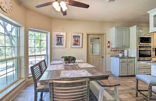Hitchcock Casa | Waterfront Family Home w/ Patio in Hitchcock