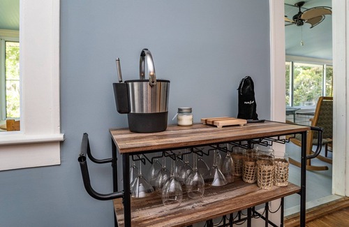 Beaufort Casa | Waterfront Farm- 1.5 Miles from Downtown Beaufort