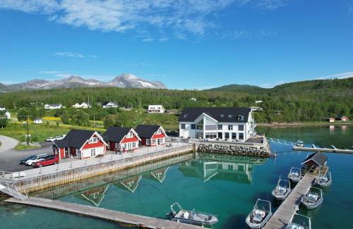 Tranoy Municipality Casa | Waterfront Fishermen's Cottages