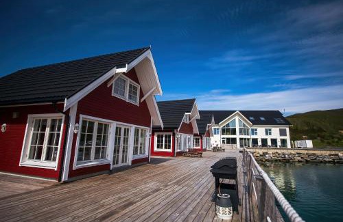 Tranoy Municipality Casa | Waterfront Fishermen's Cottages