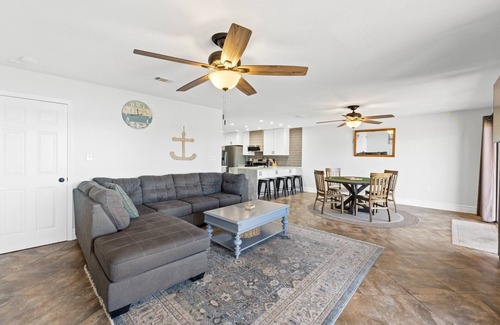 Ocean City Casa | Waterfront Getaway☀️| Bay Views | Turtle's Cove | Pet-Friendly 🐾 | Fire Pit & Grill