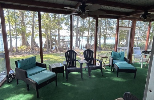 Ferriday Casa | Waterfront get away retreat! Plenty of fishing opportunities