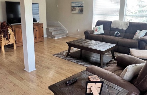 Chiefland Casa | Waterfront Getaway in Suwannee, FL
