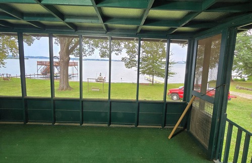 Hillsboro Casa | “Waterfront Getaway on Wheeler Lake – Private Dock & Boat Ramp”