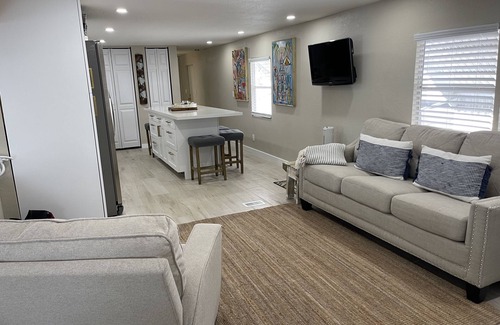 Cross Key Waterways Casa | Waterfront getaway