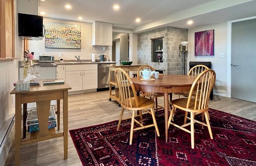 Courtenay Casa | Waterfront Getaway while visiting family, near Bike Trails, and Nature Walks.