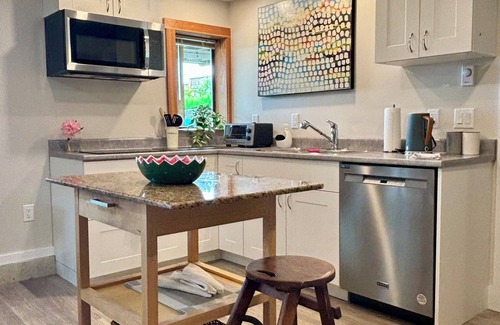 Courtenay Casa | Waterfront Getaway while visiting family, near Bike Trails, and Nature Walks.