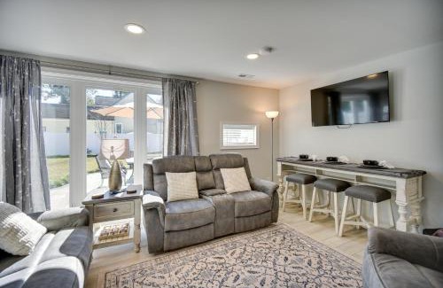 Bellamy Casa | Waterfront Gloucester Cottage with Private Boat Dock