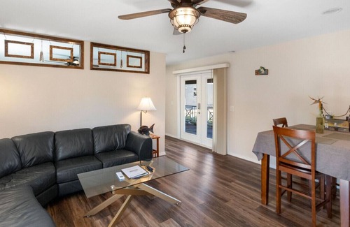 Southside Rural Community Apartamento | Waterfront Guest House between St Petersburg & Tampa