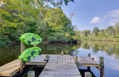 Pine Top Casa | Waterfront Hartfield Vacation Rental with Dock!