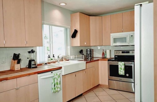 Coral Ridge Isles Casa | Waterfront, Heated Pool, Games, Boat Dock