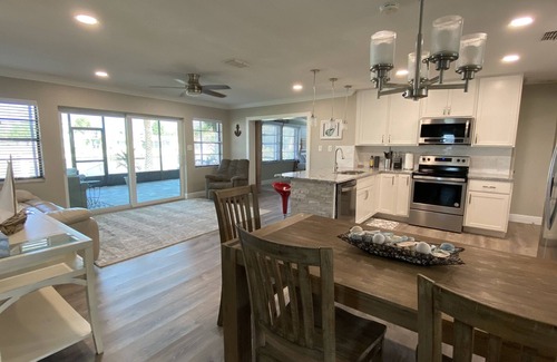 Spring Hill Casa | Waterfront Hernando beach 3 beds/2bath on deep water canal w/Dock, Fishing/kayak