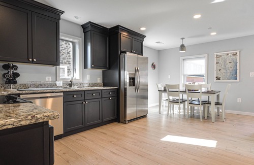 Charlestown Casa | Waterfront Historical District Home Near River