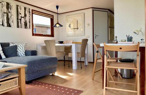 Anjum Chalet De Esquí | Waterfront holiday home Sonnenschein 3 persons with sauna