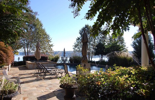 Lake Oconee Casa | Waterfront Home en Lake Oconee con piscina, spa y muelle privado