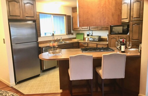 San Rafael Casa | Waterfront home, beautiful, spacious, clean, pet friendly. Near SF, Napa