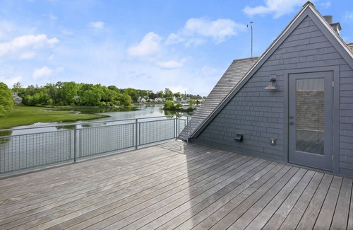 Rowayton Casa | Waterfront home in heart of Rowayton with dock and beach access