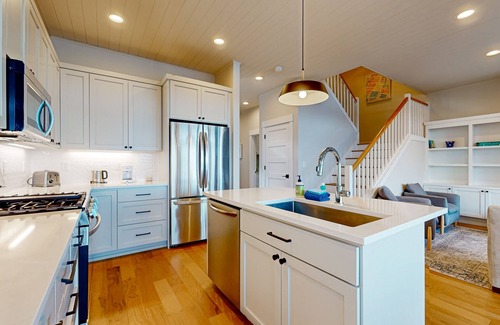 Langley Casa | Waterfront home in Langley, peaceful, walkable community