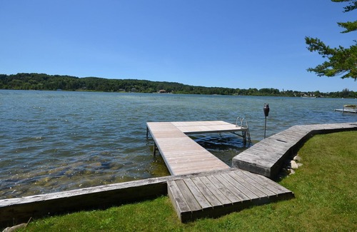 Lake Leelanau Cabaña | Relax & Reklein- Lake Leelanau-Waterfront-Main house & guest hs