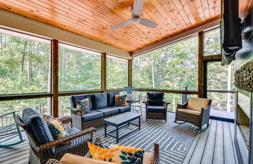 Reed Creek Casa | Waterfront Home on Lake Hartwell with Dock Access
