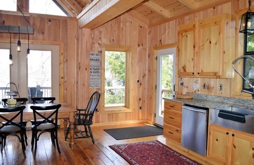 Six Mile Casa | Casa frente al mar con alquiler opcional de botes. Menos de 10 millas a Clemson.