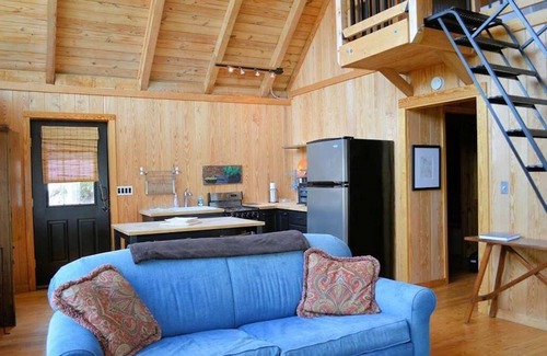 Six Mile Casa | Casa frente al mar con alquiler opcional de botes. Menos de 10 millas a Clemson.