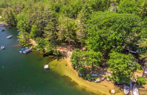 Holderness Casa | Waterfront home on Squam Lake