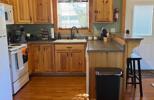 Clarkson Casa | Waterfront Home on Nolin Lake Near Mammoth Cave - Dogs OK!