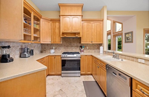 Mary Esther Casa | Waterfront Home on the Bayou, Pet Friendly