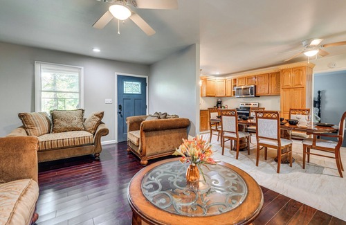 Farmville Casa | Waterfront Home w/Deck & Yard, 4 Mi to Farmville!
