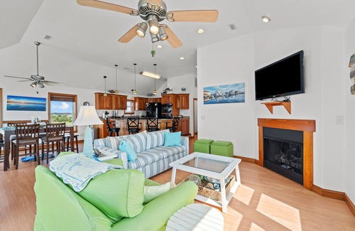 Frisco Casa | Waterfront home with boat dock, private pool, & balcony with ocean view