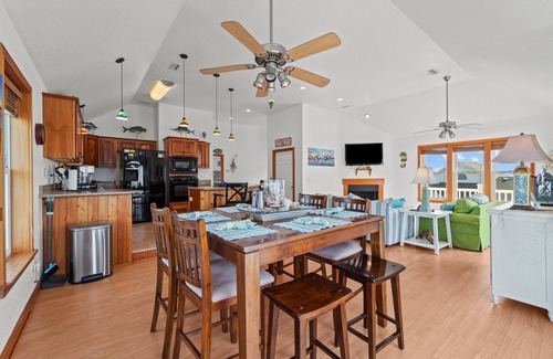 Frisco Casa | Waterfront home with boat dock, private pool, & balcony with ocean view