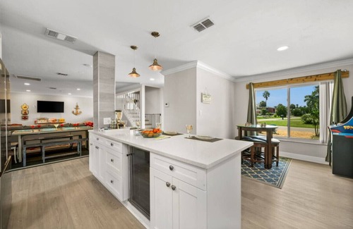 Caloosahatchee Casa | Waterfront Home with Pool & Boat Slip