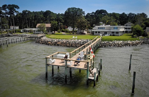 Deltaville Casa | Waterfront Home With Million Dollar Bay & River Views!