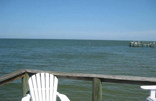 Deltaville Casa | Waterfront Home With Million Dollar Bay & River Views!