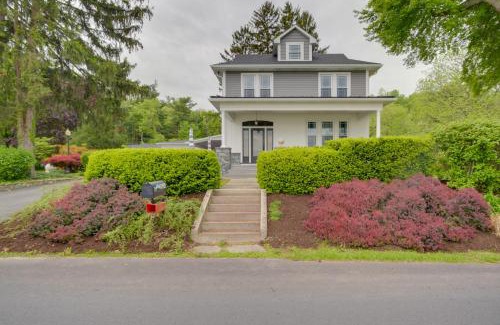 Wrightsville Casa | Waterfront Home with Hot Tub in Wrightsville!