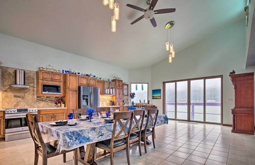 West Juneau Cabaña | Waterfront House w/ Glacial Views - Near Downtown!