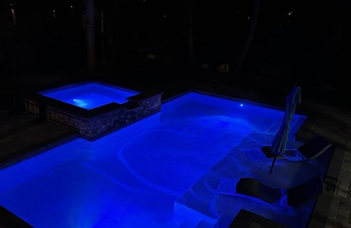 Silver Sands Casa | Waterfront house w/ Pool and Hot tub