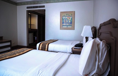 Davao Hotel | Waterfront Insular Hotel Davao