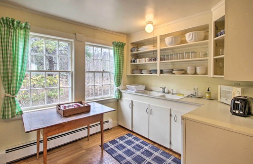 Kennebunk Casa | Waterfront Kennebunk Retreat on Private Beach