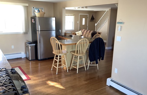 Beach Haven West Casa | Casa frente al mar recientemente levantada y renovada cerca de LBI ...