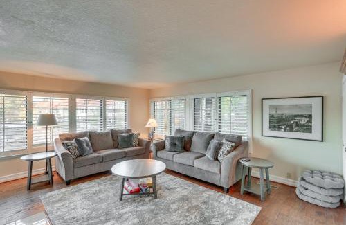 Lake Arrowhead Casa | Waterfront Lake Arrowhead Townhome with Balconies!