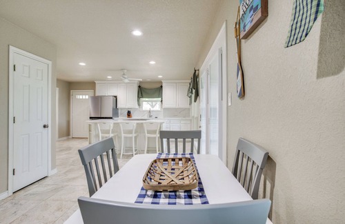 Lake Bridgeport Casa | Waterfront Lake Bridgeport Home w/ Private Dock