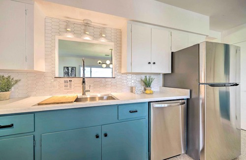 Tavares Cabaña | Waterfront Lake Dora Escape w/ Private Dock & Slip