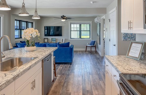 Sylvan Beach Casa | Waterfront Lake House, Close to Casino, 1st Floor