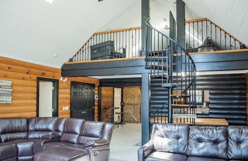 Semora Casa | Waterfront Lake Home with Huge Dock!