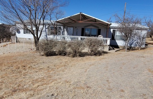 Crosbyton Casa | Waterfront lake house white river lake