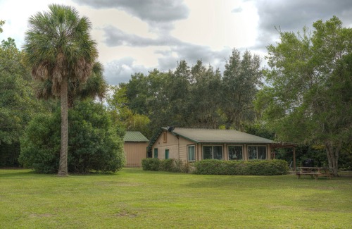 Fort McCoy Cabaña | Lago Kerr Cottage-Jones
