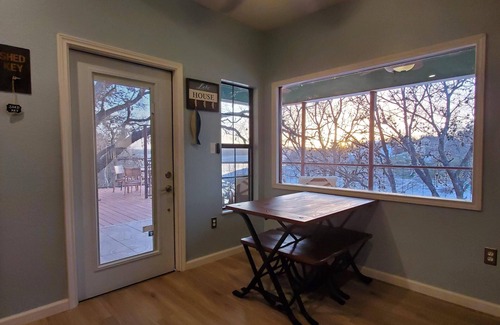 Mico Casa | Waterfront Lakehouse on Lake Medina